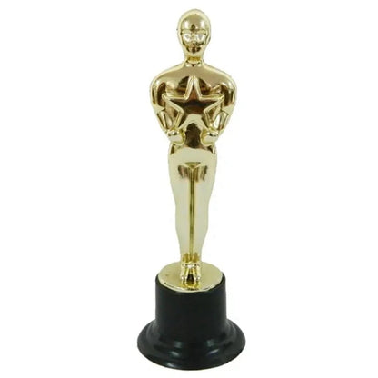 At The Award Ceremony, 12 Statuette Molds Were Used To Award Exquisite Trophies To The Winners